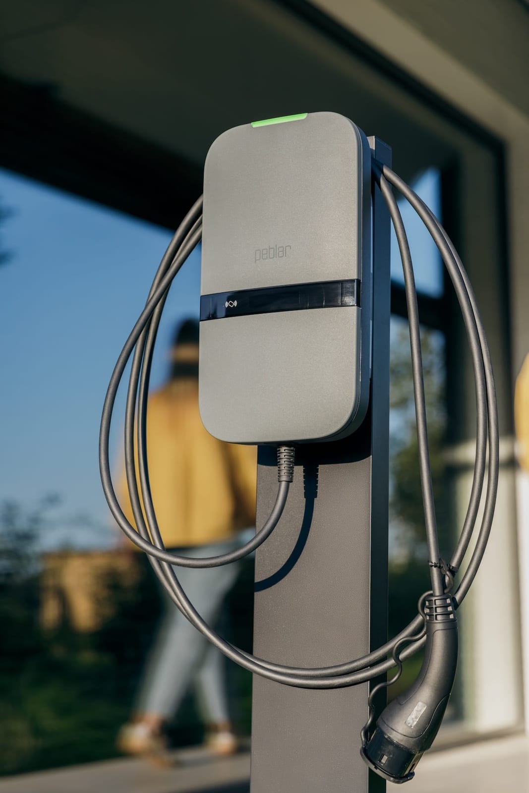 Detail van een Peblar laadstation