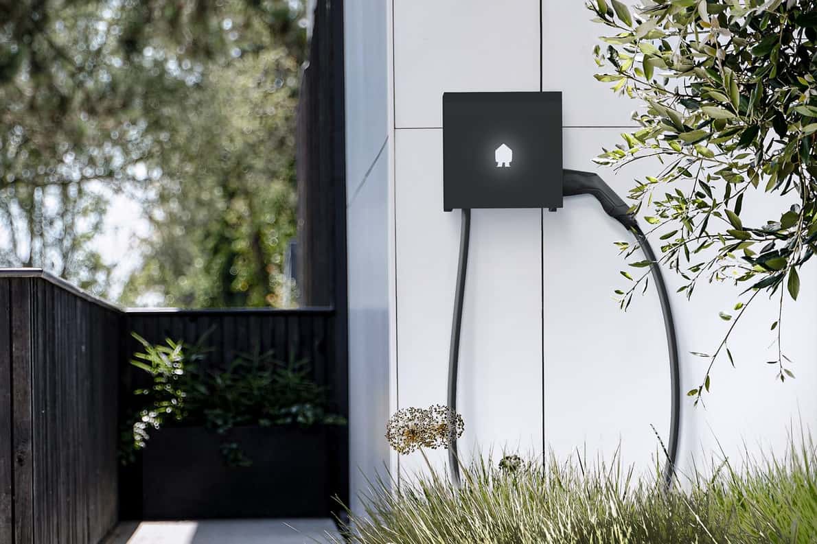 Smappee EV Wall laadstation aan een woning
